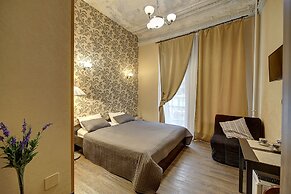 Guest Rooms at Marata Street 8-5