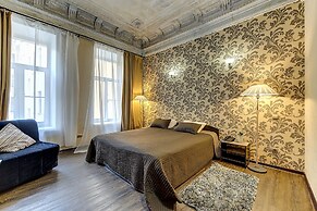 Guest Rooms at Marata Street 8-5