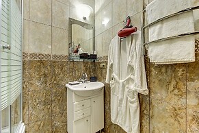 Guest Rooms at Marata Street 8-5