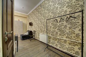 Guest Rooms at Marata Street 8-5