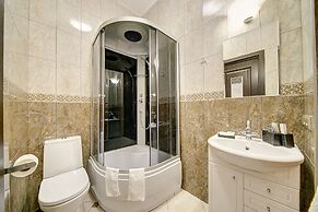 Guest Rooms at Marata Street 8-5