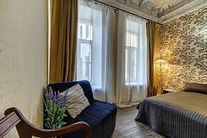 Guest Rooms at Marata Street 8-5