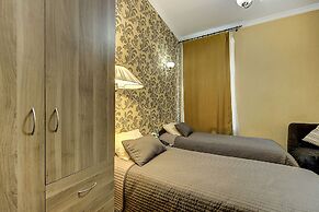Guest Rooms at Marata Street 8-5