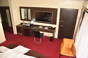 Best Western Plus Elomaz Hotel