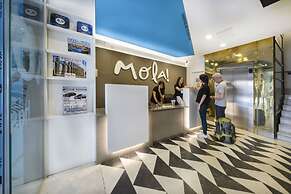 Mola Hostel