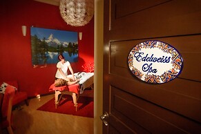 Las 7 Maravillas - Adults Only