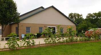 Attica Inn