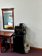 Attica Inn
