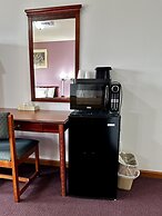 Attica Inn
