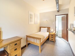 OYO Elm Farm Country House, Norwich Airport