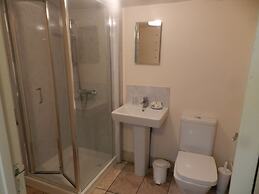 OYO Elm Farm Country House, Norwich Airport