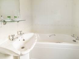 OYO Elm Farm Country House, Norwich Airport