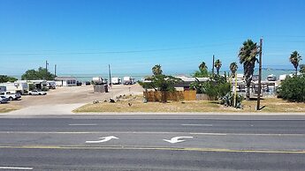 Executive Inn and Suites