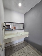 Executive Inn and Suites