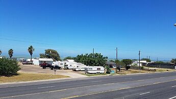 Executive Inn and Suites