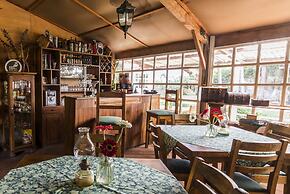 San Ricardo Farm and Lodge