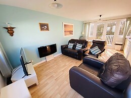 Freshwater Bay Holiday Cottages