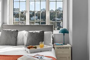 Bedford House Apartments