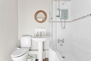 Bedford House Apartments