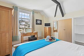 Bedford House Apartments