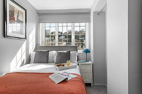 Bedford House Apartments