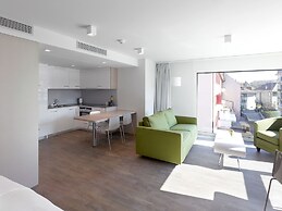 Base Nyon
