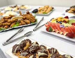 1770 Lagoons Central Apartment Resort