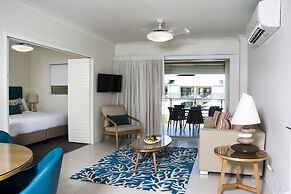 1770 Lagoons Central Apartment Resort