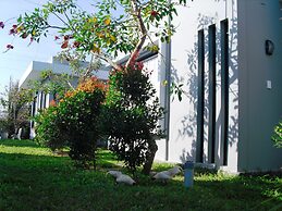 Van Nguyen Minihouse