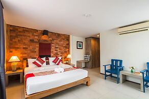Baan Bandalay Hotel