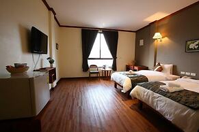 Phonethip Plaza Hotel