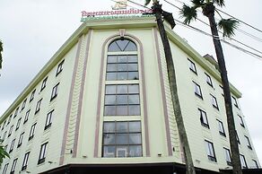 Phonethip Plaza Hotel