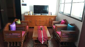 999 Triple Nine Guesthouse & Hostel Chiangmai