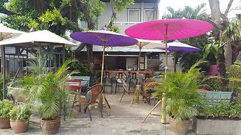 999 Triple Nine Guesthouse & Hostel Chiangmai