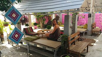 999 Triple Nine Guesthouse & Hostel Chiangmai