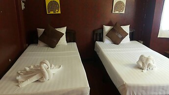 999 Triple Nine Guesthouse & Hostel Chiangmai