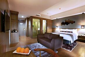 Harper Purwakarta by ASTON