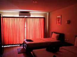 Number 1 Guesthouse & Restaurant