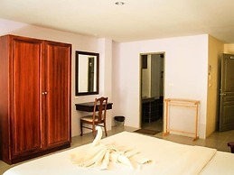 Number 1 Guesthouse & Restaurant