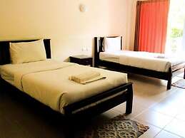 Number 1 Guesthouse & Restaurant