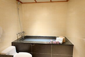 Chyuan Du Spring Resort