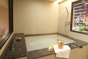 Chyuan Du Spring Resort