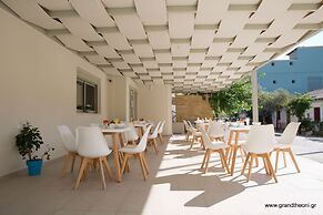 Grand TheoNi Boutique Hotel & Spa