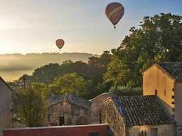 La Maison Rouge D'uzes