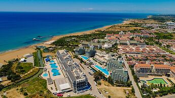 Royal Atlantis Spa & Resort