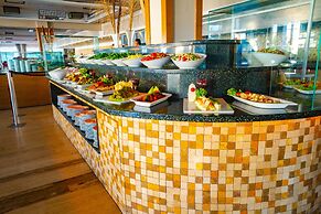 Royal Atlantis Spa & Resort