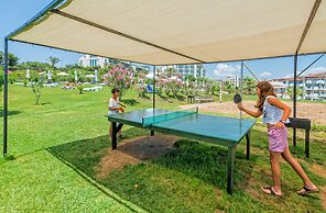 Royal Atlantis Spa & Resort