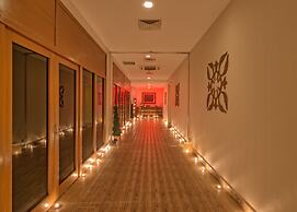 Royal Atlantis Spa & Resort