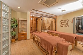 Royal Atlantis Spa & Resort