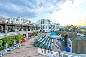 Royal Atlantis Spa & Resort